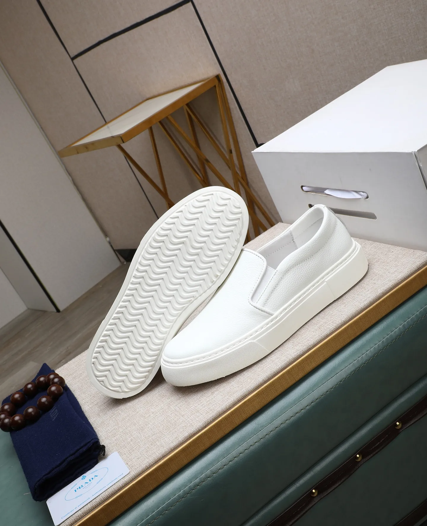 Men's men's shoes💰440🌹🌹[PRADA—Prada] latest model🙈original replica! 👟👟👟Available here. The workmanship is top-notch. The upper is made of Italian 🇮🇹Imported calfskin. ❗️Breathable genuine leather lining @Suitable for travel. The original version has an enlarged engraved sole, making it suitable for all kinds of travels, showing low-key luxury. Let quality speak for itself. Color: Size: 38-44